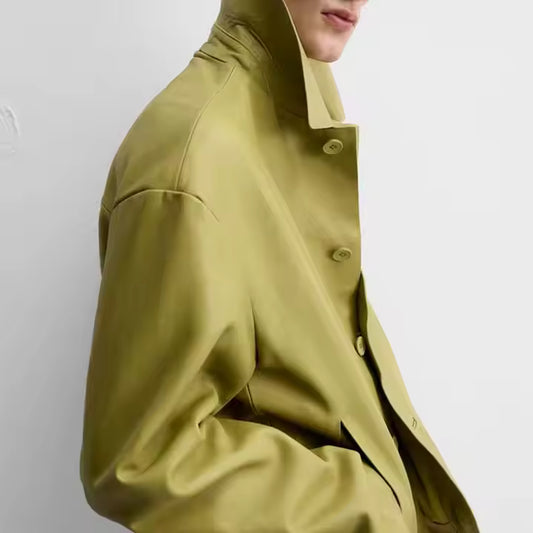 Veste Carrée en Cuir pour Homme – Style Minimaliste & Structuré